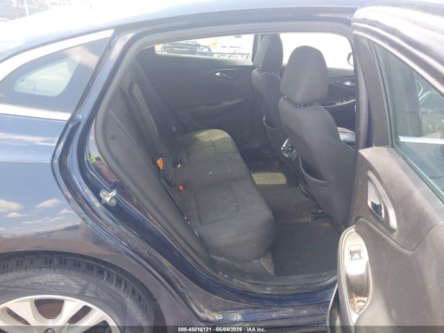 1G1ZE5ST0HF103188 Chevrolet MALIBU 1LT