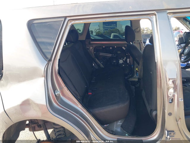 KIA Soul ! 2016 KNDJN2A27G7341057 Image 8
