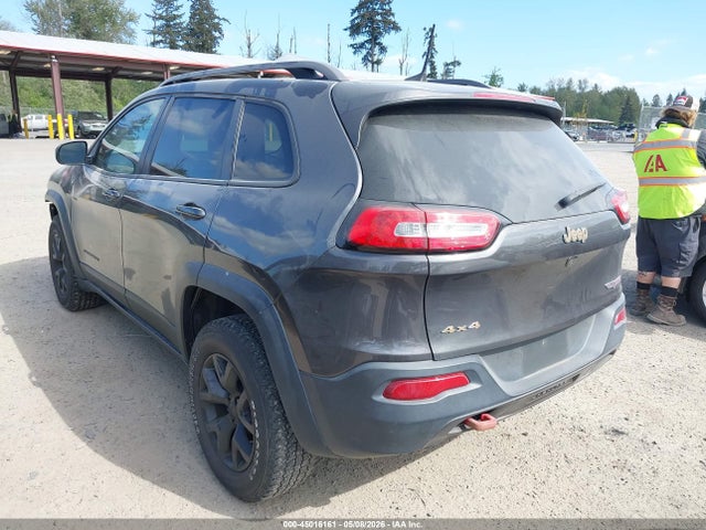 1C4PJMBS6HW500951 Jeep Cherokee Trailhawk 4x4