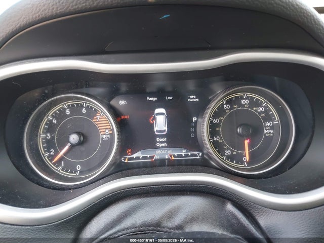 1C4PJMBS6HW500951 Jeep Cherokee Trailhawk 4x4