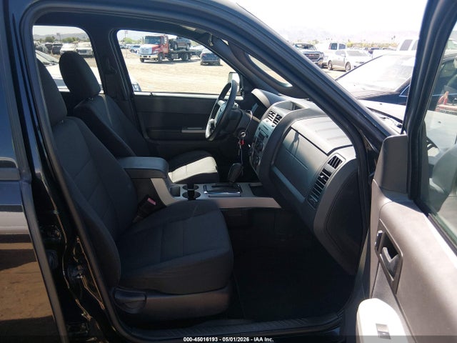 2011 Ford Escape Xlt მანქანა იყიდება აუქციონზე, vin: 1FMCU0D77BKB66804, აუქციონის ნომერი: 45016193