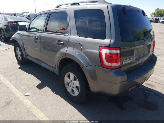 Продажа на аукционе авто 2010 Ford Escape Xlt, vin: 1FMCU9DGXAKB77010, номер лота: 45016215