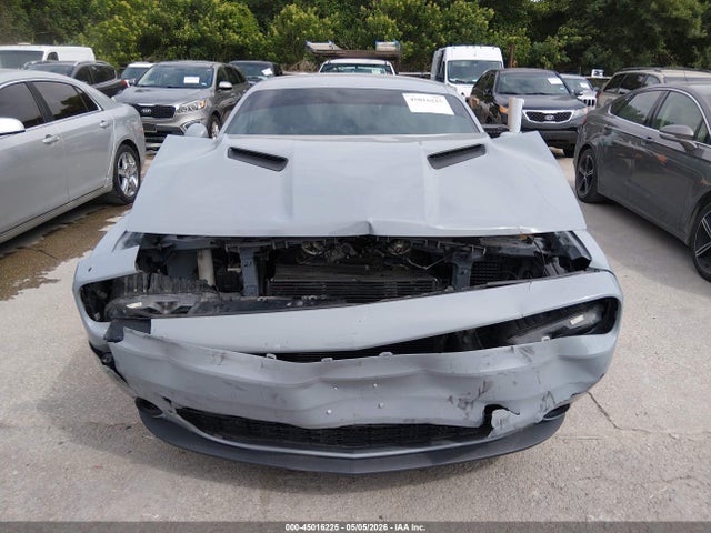 45016225 :رقم المزاد ، 2C3CDZAGXNH165191 vin ، 2022 Dodge Challenger Sxt مزاد بيع