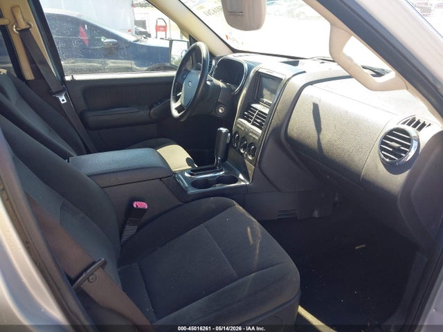 45016261 :رقم المزاد ، 1FMEU6DEXAUA15193 vin ، 2010 Ford Explorer Xlt مزاد بيع