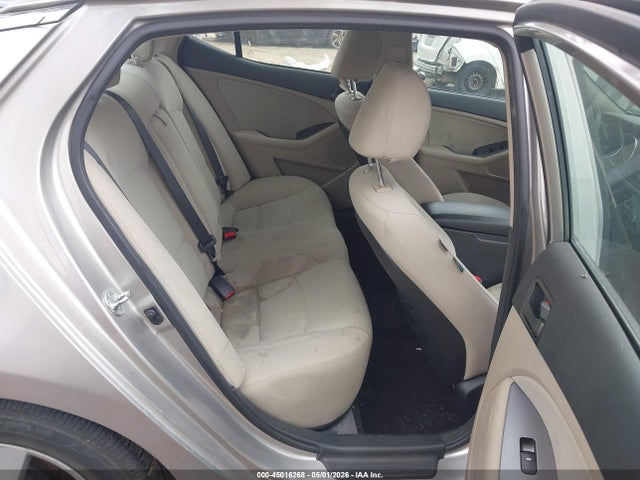 5XXGM4A71EG337563 KIA Optima Lx