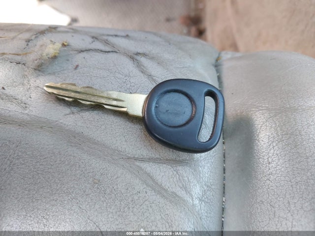 45016287 :رقم المزاد ، 1G6KS54Y71U260666 vin ، 2001 Cadillac Seville Sls W/tx7 مزاد بيع