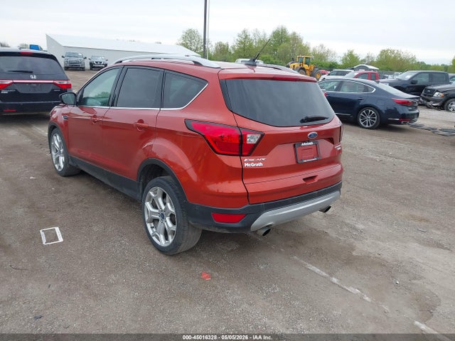Продаж на аукціоні авто 2019 Ford Escape Titanium, vin: 1FMCU0J9XKUB83056, номер лоту: 45016328