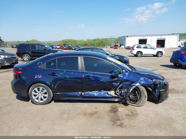 5YFEPMAE9NP287158 Toyota COROLLA LE