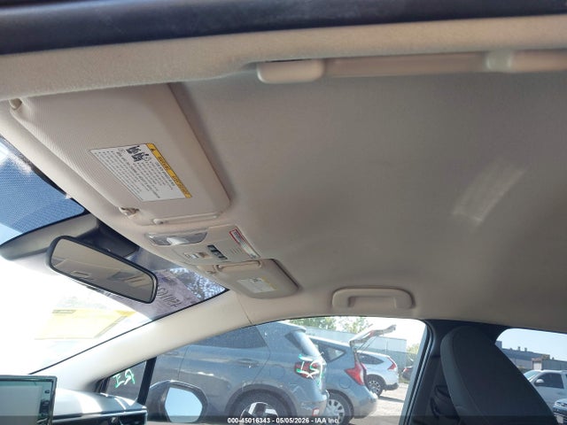 5YFEPMAE9NP287158 Toyota COROLLA LE