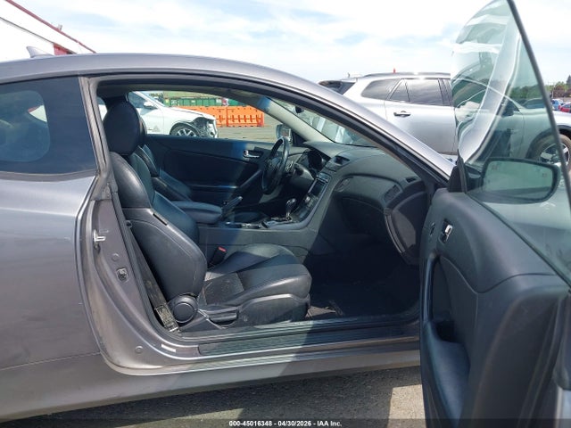 2011 Hyundai Genesis 3.8 Track მანქანა იყიდება აუქციონზე, vin: KMHHU6KH7BU051967, აუქციონის ნომერი: 45016348