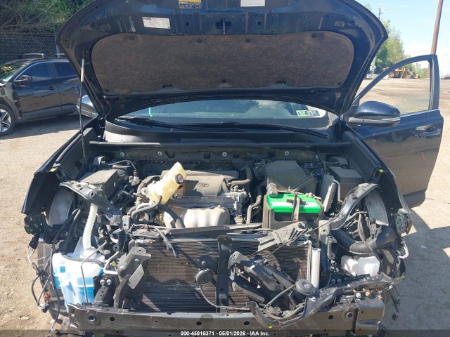 Toyota Rav4 Xle 2017 JTMRFREV5HD200634 Image 10