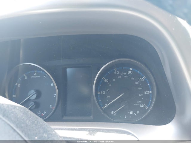 Toyota Rav4 Xle 2017 JTMRFREV5HD200634 Image 7