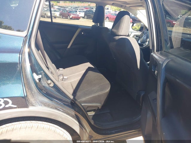 Toyota Rav4 Xle 2017 JTMRFREV5HD200634 Image 8
