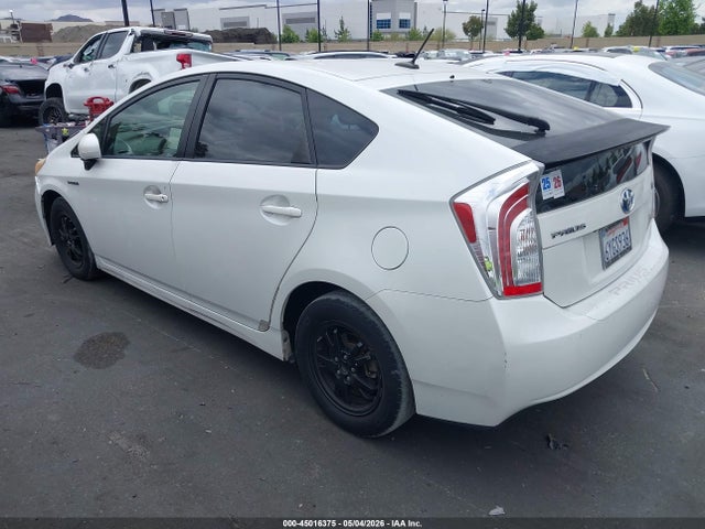 JTDKN3DU4E1787402 Toyota Prius Three