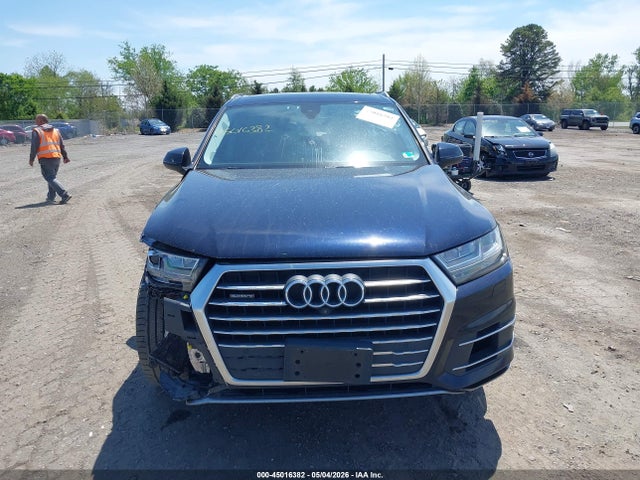 Продажа на аукционе авто 2018 Audi Q7 3.0t Premium, vin: WA1LAAF75JD014498, номер лота: 45016382