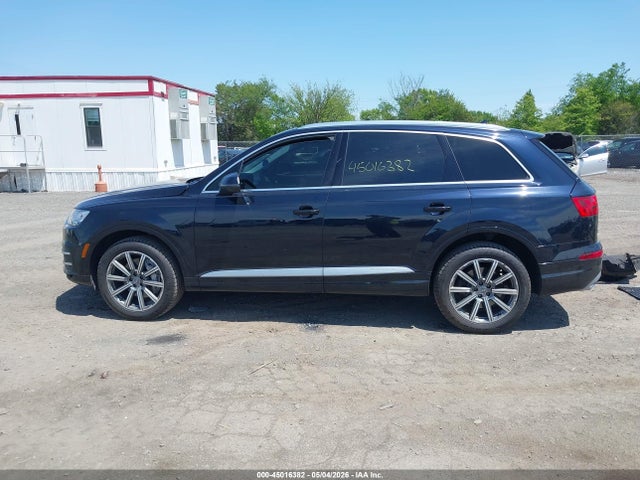 Продажа на аукционе авто 2018 Audi Q7 3.0t Premium, vin: WA1LAAF75JD014498, номер лота: 45016382