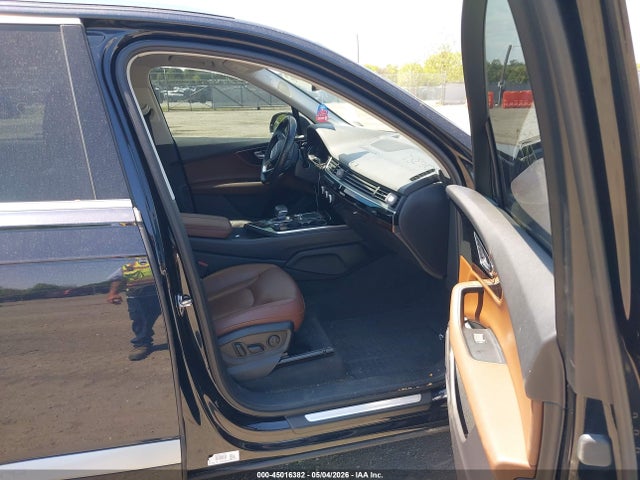 Продажа на аукционе авто 2018 Audi Q7 3.0t Premium, vin: WA1LAAF75JD014498, номер лота: 45016382