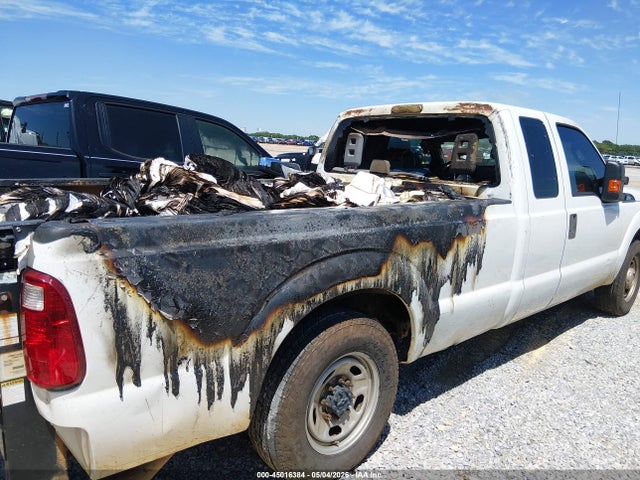 45016384 :رقم المزاد ، 1FT7X3A60DEB52495 vin ، 2013 Ford F-350 Xl مزاد بيع