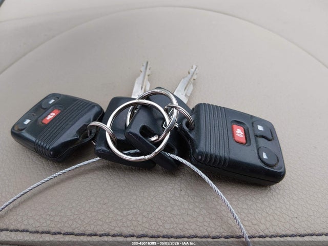 2006 Lincoln Mark Lt მანქანა იყიდება აუქციონზე, vin: 5LTPW18536FJ13821, აუქციონის ნომერი: 45016389