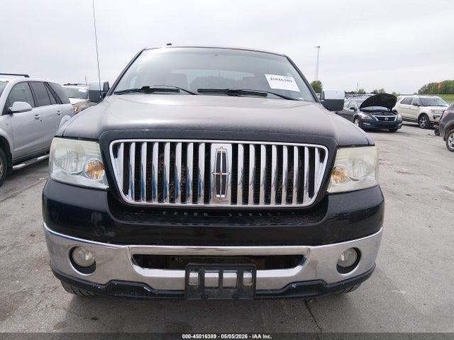 2006 Lincoln Mark Lt მანქანა იყიდება აუქციონზე, vin: 5LTPW18536FJ13821, აუქციონის ნომერი: 45016389