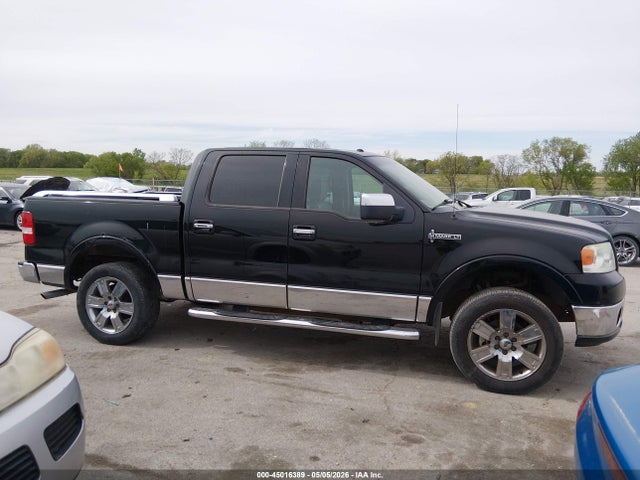 2006 Lincoln Mark Lt მანქანა იყიდება აუქციონზე, vin: 5LTPW18536FJ13821, აუქციონის ნომერი: 45016389