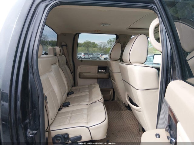 2006 Lincoln Mark Lt მანქანა იყიდება აუქციონზე, vin: 5LTPW18536FJ13821, აუქციონის ნომერი: 45016389