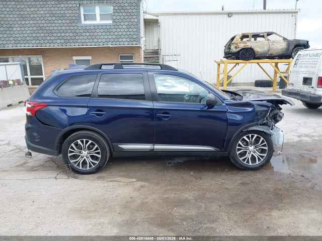 45016408 :رقم المزاد ، JA4AD2A35HZ024163 vin ، 2017 Mitsubishi Outlander Es مزاد بيع