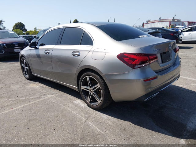 Продаж на аукціоні авто 2019 Mercedes-benz A 220, vin: WDD3G4EB7KW002215, номер лоту: 45016429