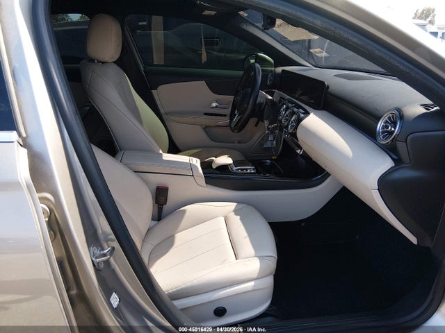 Продаж на аукціоні авто 2019 Mercedes-benz A 220, vin: WDD3G4EB7KW002215, номер лоту: 45016429