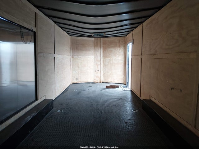 7FWBE2427S1034805 High Country 24&#039; Cargo