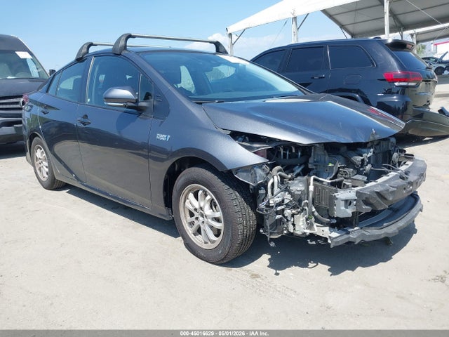 45016629 :رقم المزاد ، JTDKAMFP7N3227967 vin ، 2022 Toyota Prius Prime Xle مزاد بيع