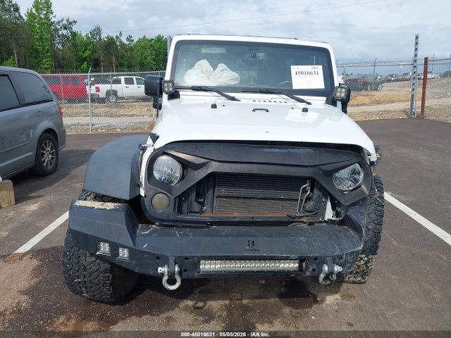 Продаж на аукціоні авто 2015 Jeep Wrangler Unlimited Sport, vin: 1C4BJWDG1FL633050, номер лоту: 45016631