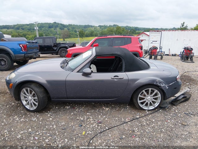 Продажа на аукционе авто 2006 Mazda Mx-5 Sport, vin: JM1NC25F560108421, номер лота: 45016636