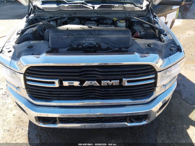 45016641 :رقم المزاد ، 3C63R3HL4MG642801 vin ، 2021 Ram 3500 Big Horn  4x4 8' Box مزاد بيع