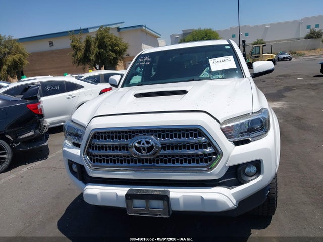 3TMAZ5CN5HM050142 Toyota Tacoma Trd Sport