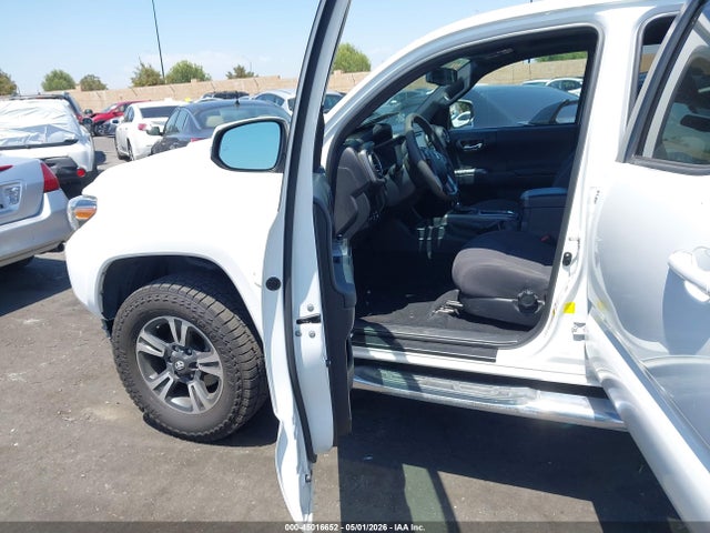 3TMAZ5CN5HM050142 Toyota Tacoma Trd Sport