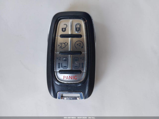 2018 Chrysler Pacifica Touring Plus მანქანა იყიდება აუქციონზე, vin: 2C4RC1FG7JR357806, აუქციონის ნომერი: 45016654