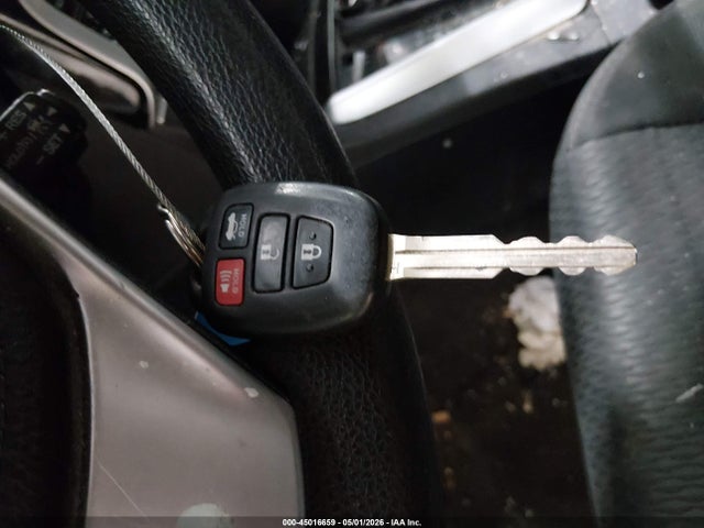 Toyota COROLLA LE 2018 2T1BURHE8JC074792 Image 11
