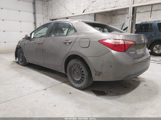 Toyota COROLLA LE 2018 2T1BURHE8JC074792 Image 3
