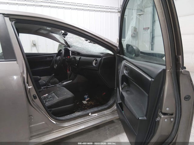 Toyota COROLLA LE 2018 2T1BURHE8JC074792 Image 5