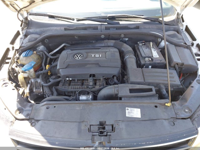3VWD17AJ0GM393680 Volkswagen Jetta 1.8t Sport