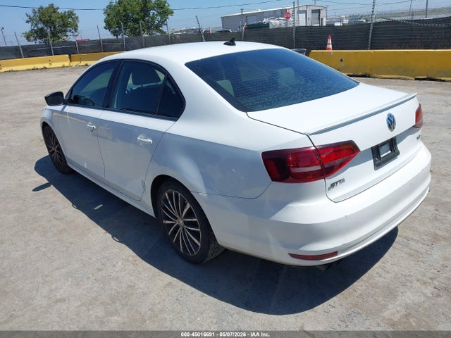 3VWD17AJ0GM393680 Volkswagen Jetta 1.8t Sport
