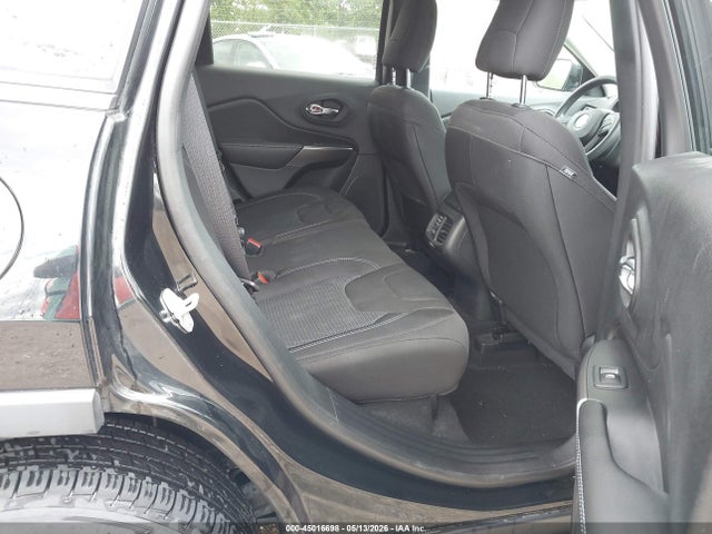 2019 Jeep Cherokee Latitude 4x4 მანქანა იყიდება აუქციონზე, vin: 1C4PJMCBXKD449424, აუქციონის ნომერი: 45016698