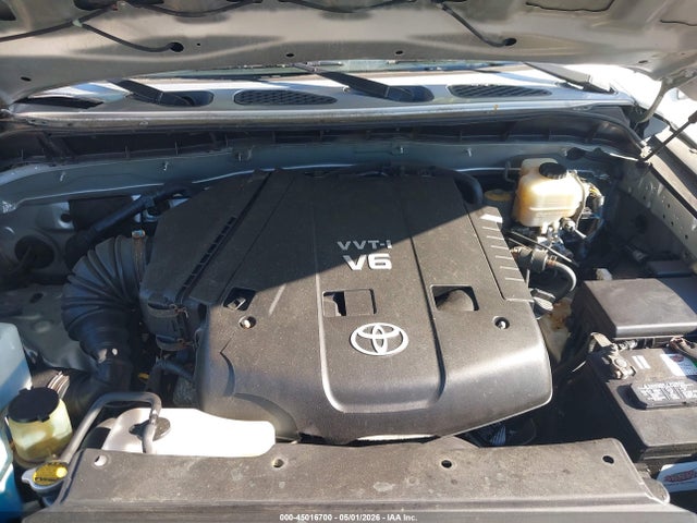 45016700 :رقم المزاد ، JTEBU11F48K052734 vin ، 2008 Toyota Fj Cruiser مزاد بيع
