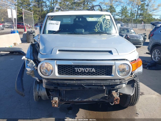 45016700 :رقم المزاد ، JTEBU11F48K052734 vin ، 2008 Toyota Fj Cruiser مزاد بيع