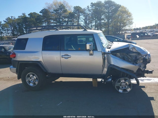 45016700 :رقم المزاد ، JTEBU11F48K052734 vin ، 2008 Toyota Fj Cruiser مزاد بيع
