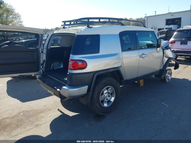 45016700 :رقم المزاد ، JTEBU11F48K052734 vin ، 2008 Toyota Fj Cruiser مزاد بيع