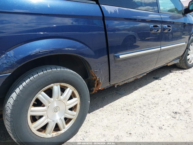 Продажа на аукционе авто 2005 Chrysler Town & Country Touring, vin: 2C4GP54L55R199653, номер лота: 45016702