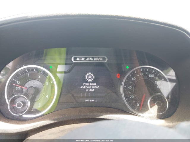 2019 Ram 2500 Laramie  4x4 6'4 Box მანქანა იყიდება აუქციონზე, vin: 3C6UR5FL3KG608896, აუქციონის ნომერი: 45016742