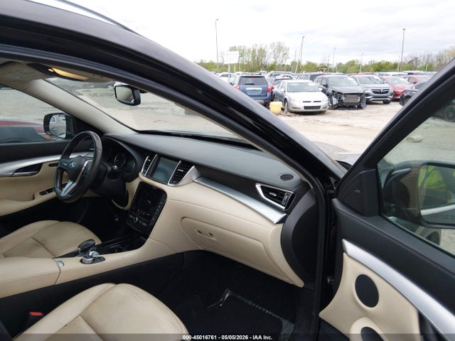 45016761 :رقم المزاد ، 3PCAJ5M32KF131616 vin ، 2019 Infiniti Qx50 Essential/luxe/pure مزاد بيع